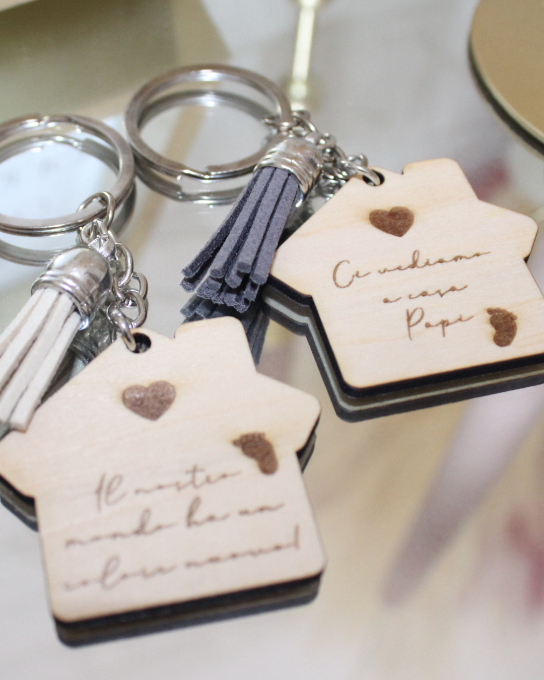 PORTACHIAVI IN LEGNO CON INCISIONE