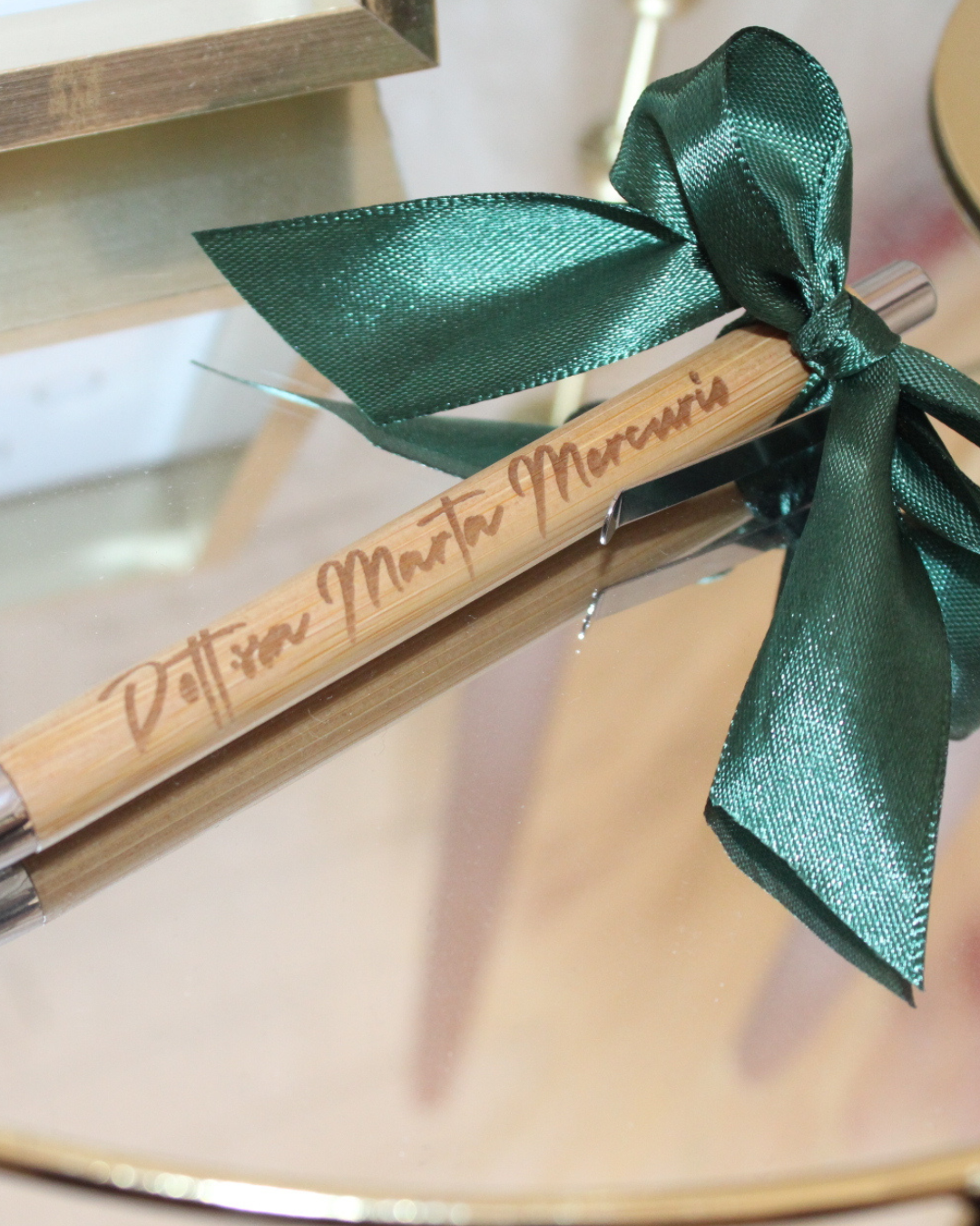 PENNA IN LEGNO CON INCISIONE