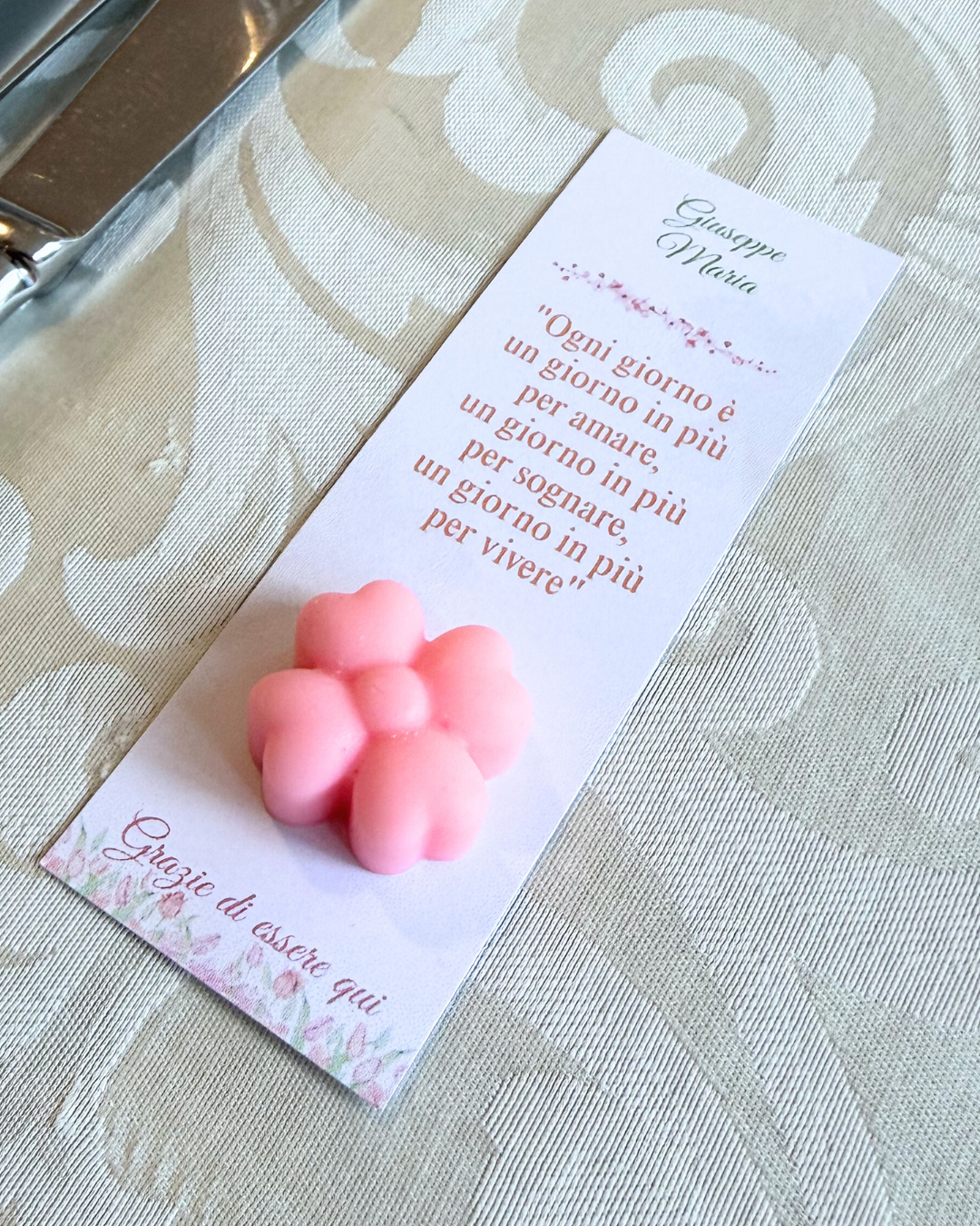 SEGNAPOSTO CON CERA PROFUMATA